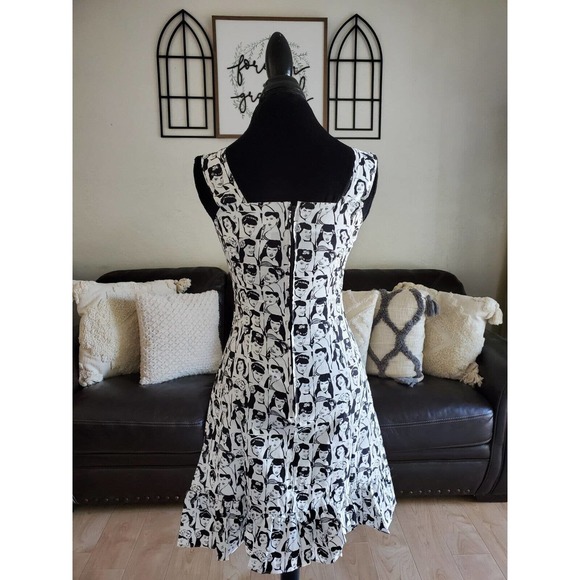 Bernie Dexter Photo Booth Fellini Pinup Couture Dress Women's Size S With Pocket - Picture 10 of 11